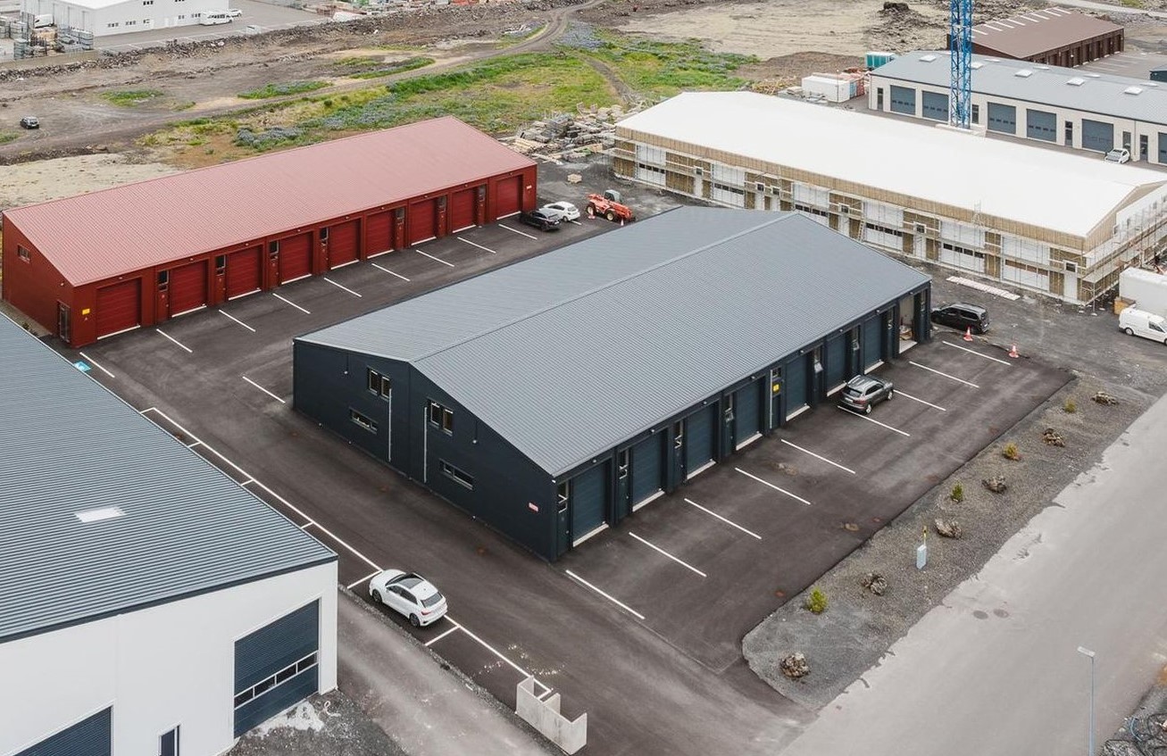 Straumhella 10 | Gráa